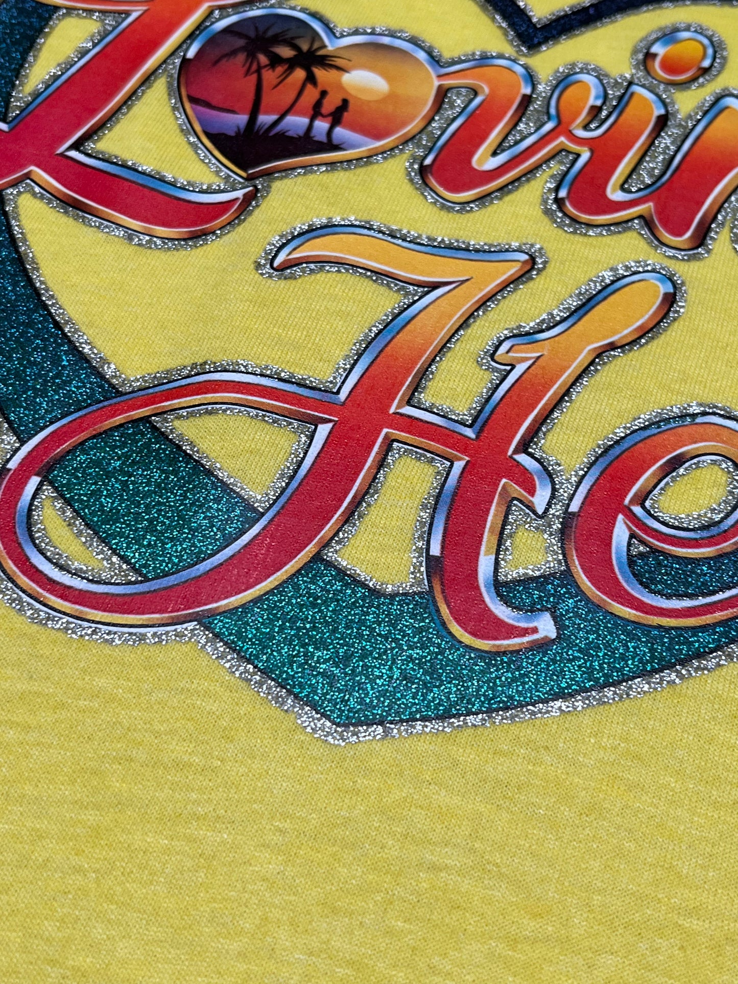 Glitter, Loving Her Vintage Tee Men's Size L