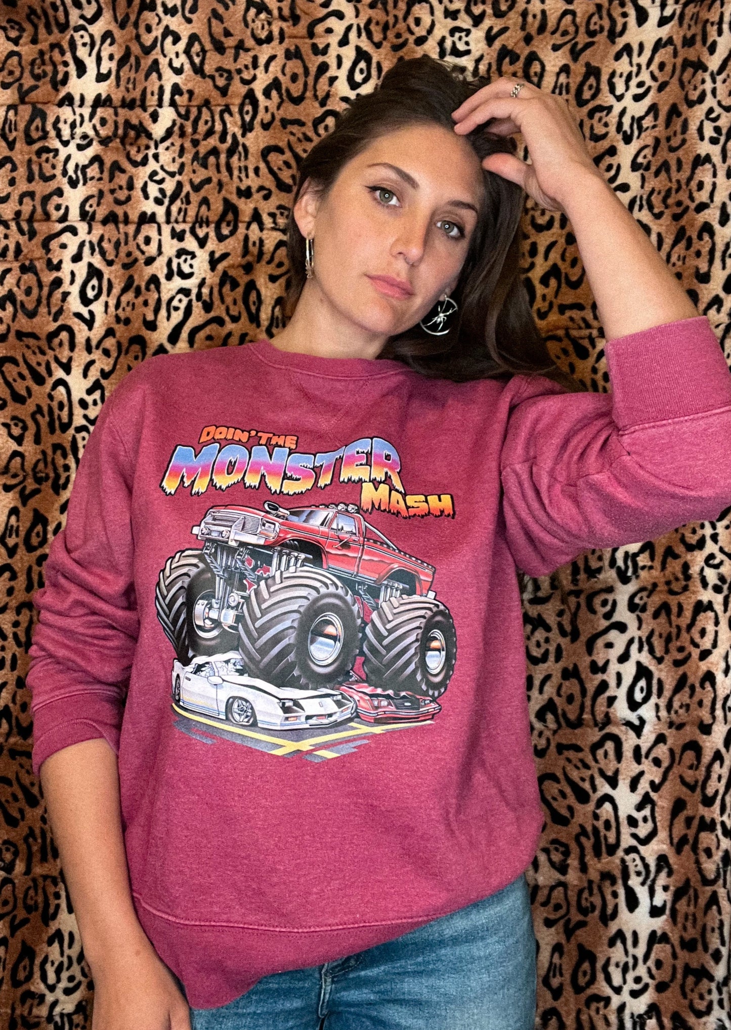 Roach 84' Moster Mash Crewneck