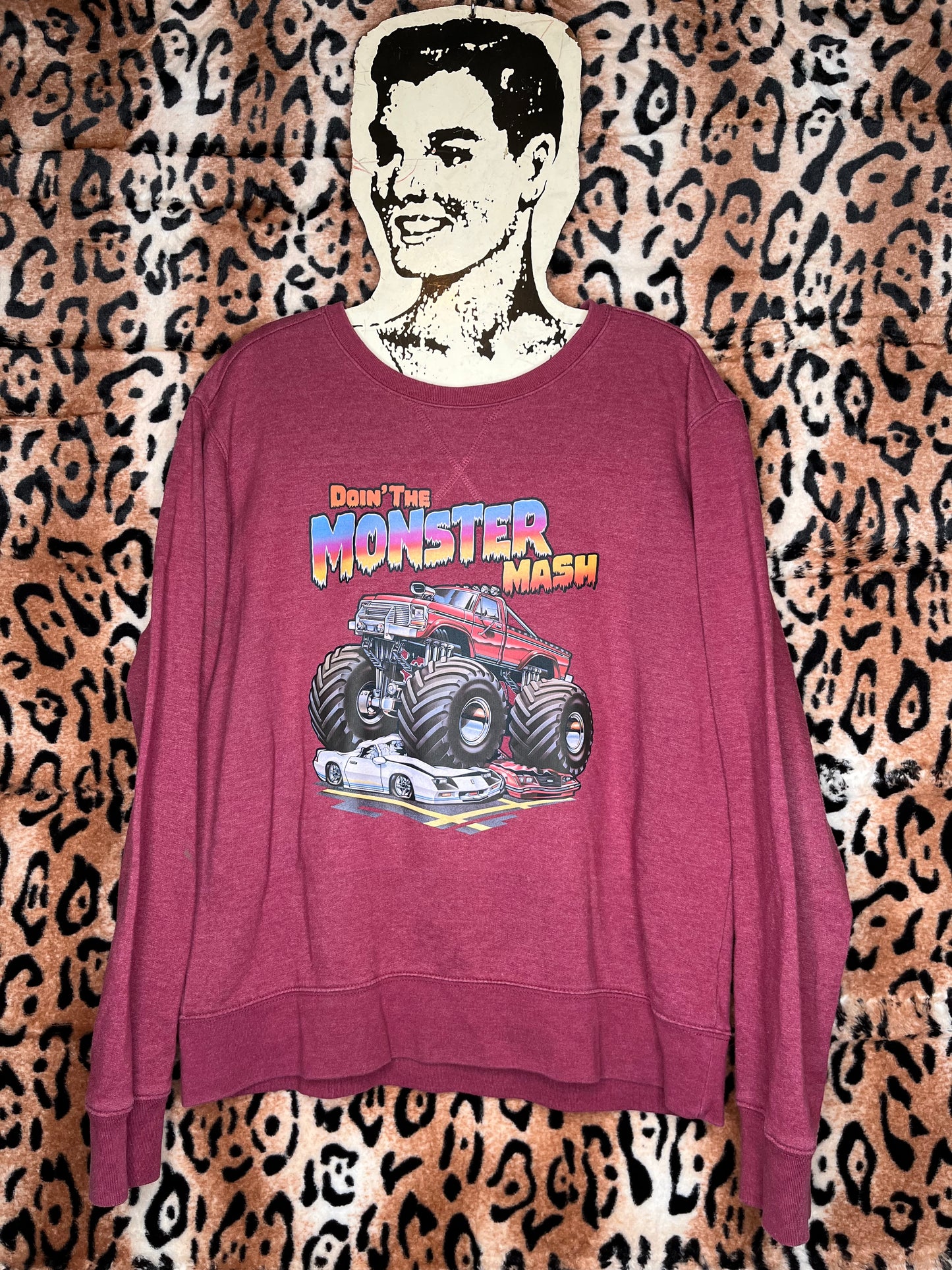 Roach 84' Moster Mash Crewneck