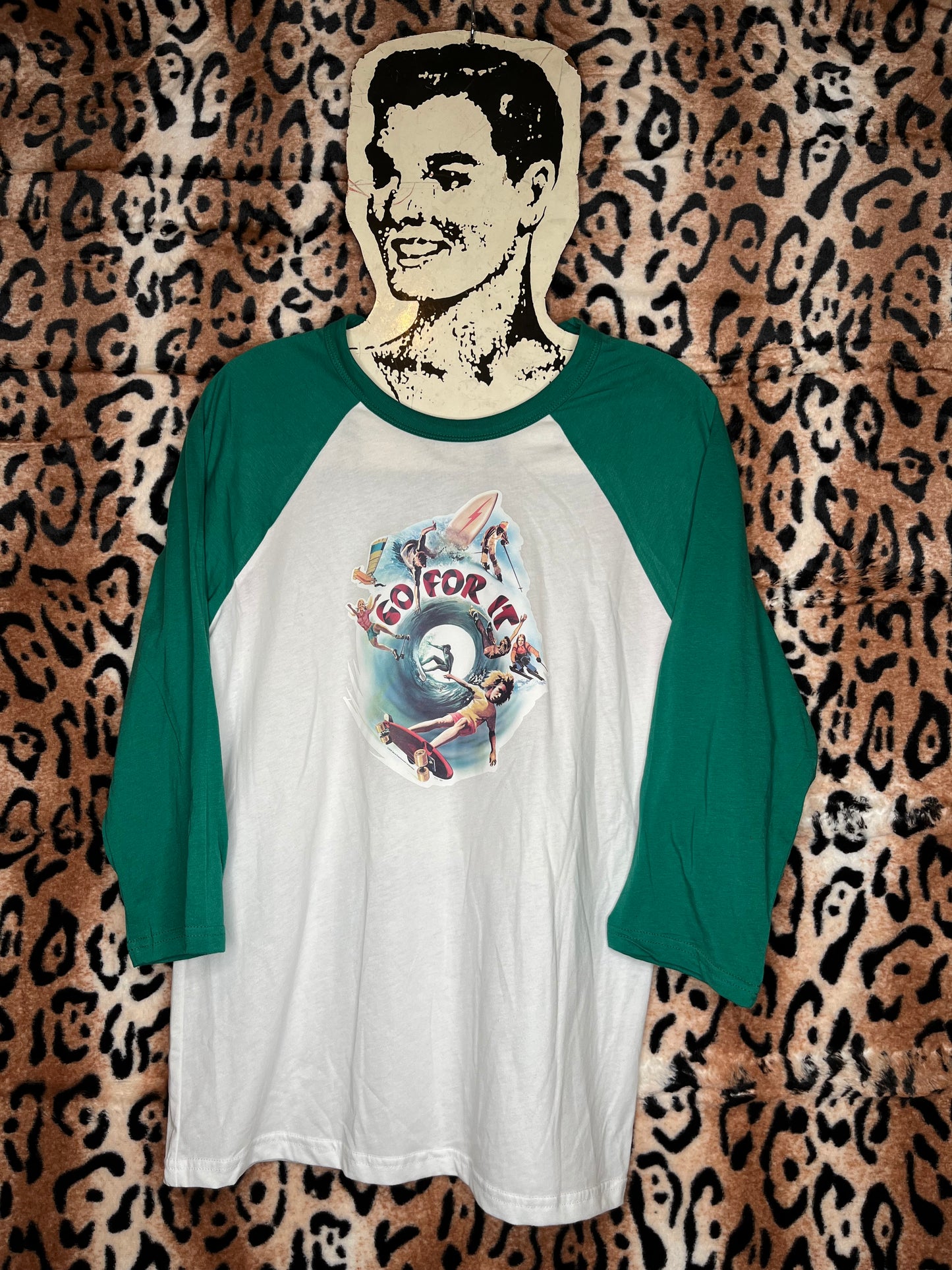 Go For It Green Raglan Size Men's M