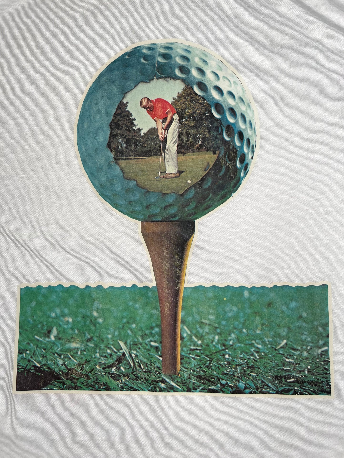 Golf Tee on Modern Tee